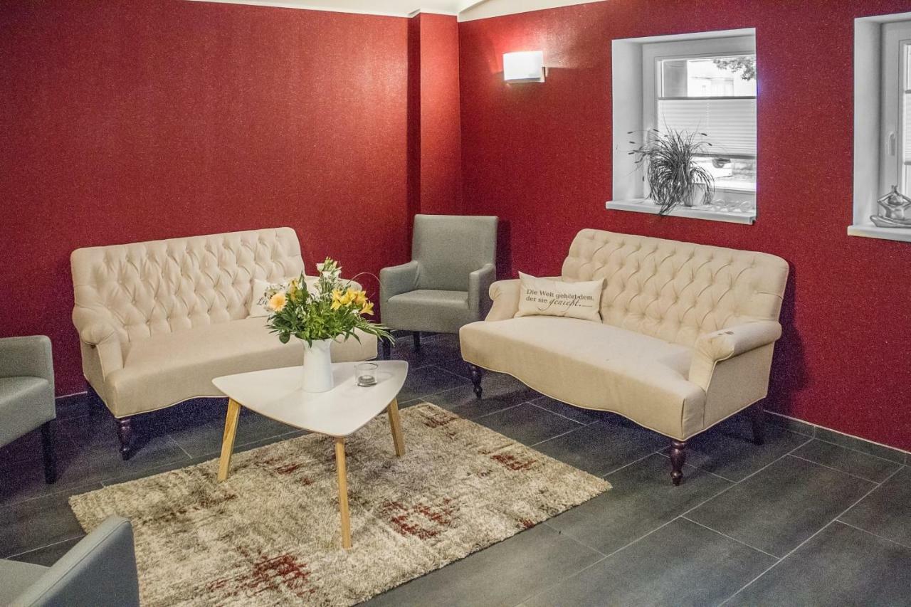 Haus Hotel & Pension Villa Laluna Blankenburg  Extérieur photo